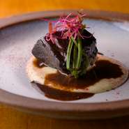 期待に応えられるサービスを心がけています。身も心も満たされた至福のひと時をお過ごしください。