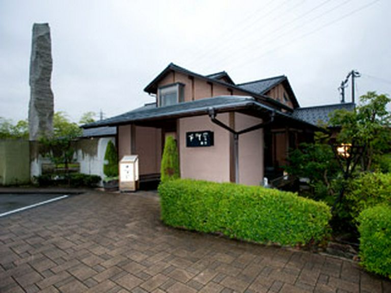 柿里花御堂の外観 〜いらっしゃいませ〜