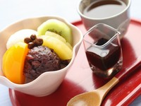 クリームあんみつ