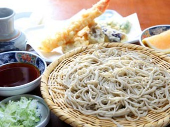 十割天せいろ（戸隠大根付）