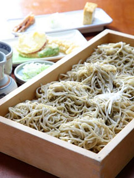 板そば(天ぷら・箸休め付)