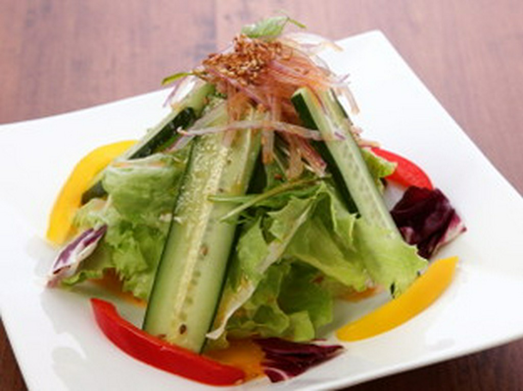 せいこうえんの彩りサラダ