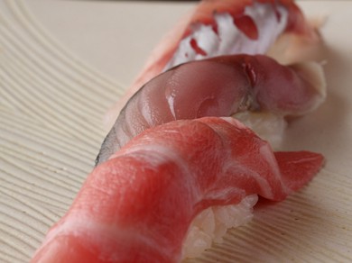 見た目も美しいにぎり寿司