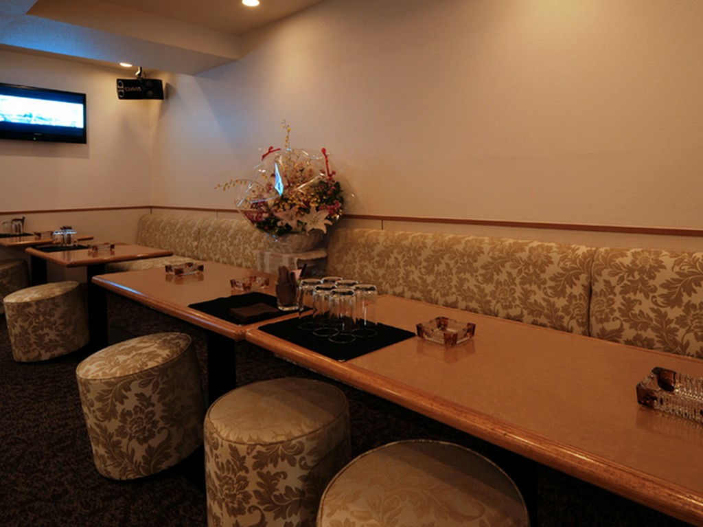 みんなでわきあいあいと楽しめるBOX席。