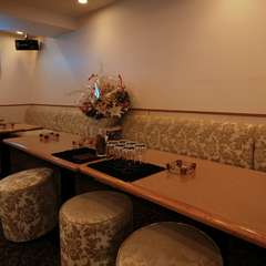 みんなでわきあいあいと楽しめるBOX席。