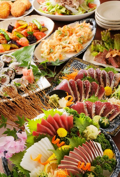 目で愉しみ、舌が喜ぶみんなの隠れ家…。