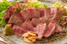 高知県産の食材をふんだんに使ったお料理コースです。
※+3000円で2時間飲み放題にできます。