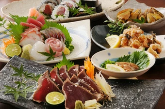 地元の素材にこだわった逸品の数々をご堪能ください