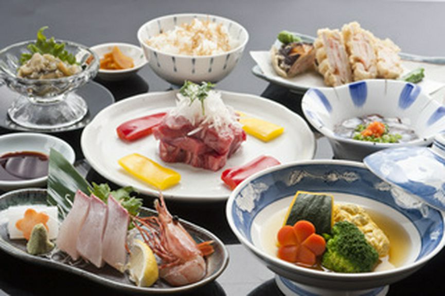 コース料理は3500円〜とリーズナブル(写真はイメージです)