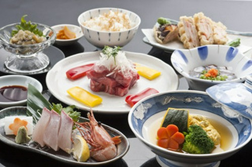 コース料理は3500円～とリーズナブル（写真はイメージです）