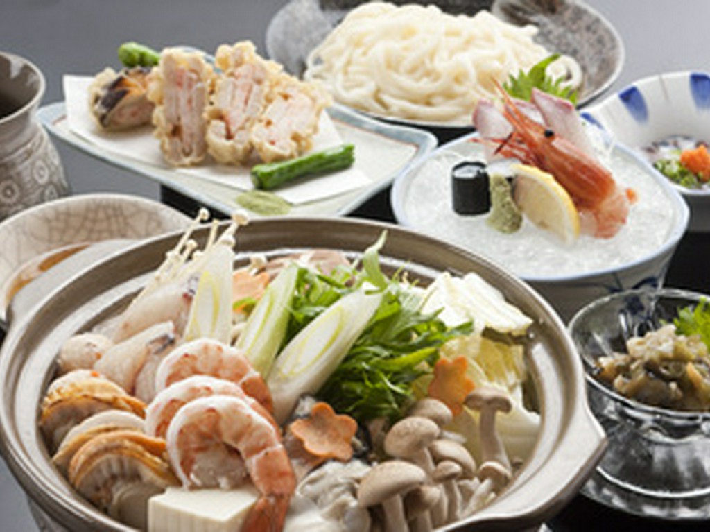 ※　２名様～要予約　
※　冬季限定　要確認
※　コース料理はカード不可です。