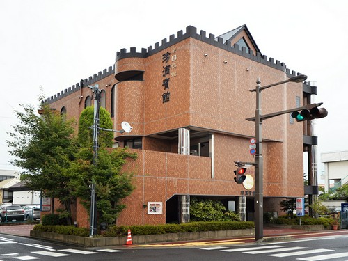 高級感漂うお城のような外観