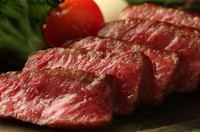 漬物　小鉢　味噌汁　サラダ　お造り付。＊ご飯・味噌汁お代わり自由 