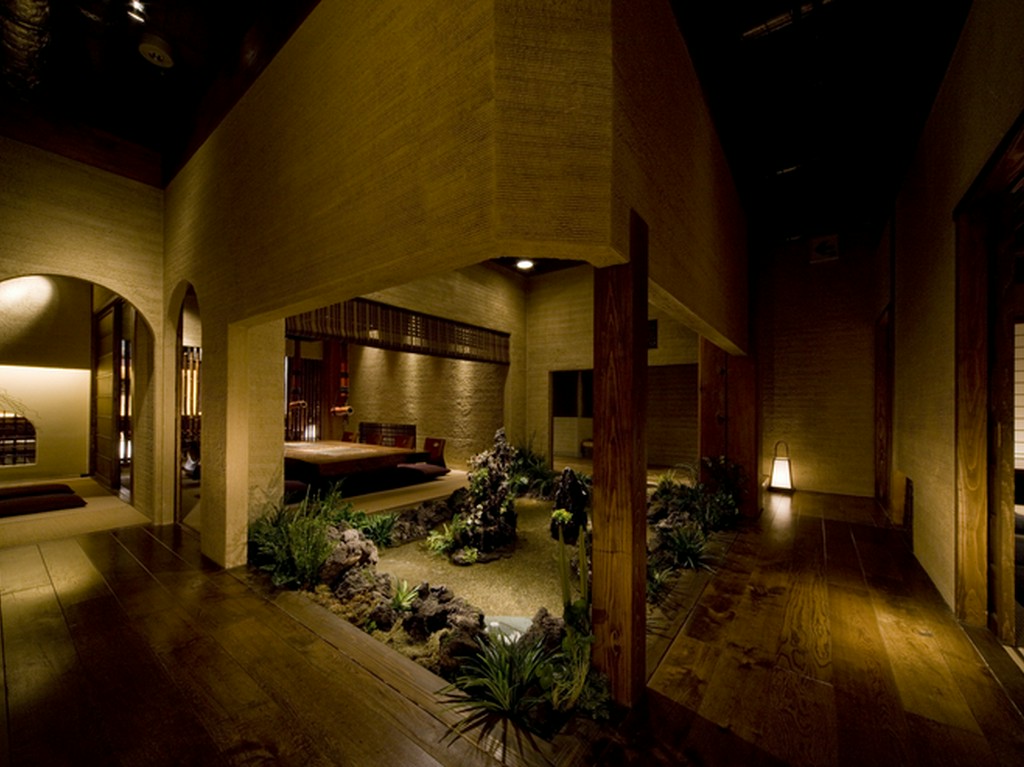 日常の喧噪を忘れさせてくれる落ち着いた空間