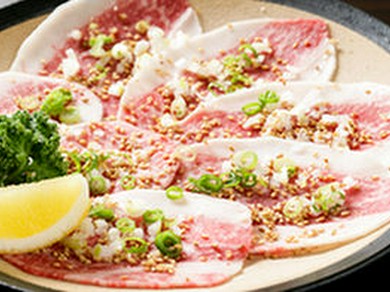 『コウネ』は塩焼きでご提供。人気メニューのひとつ