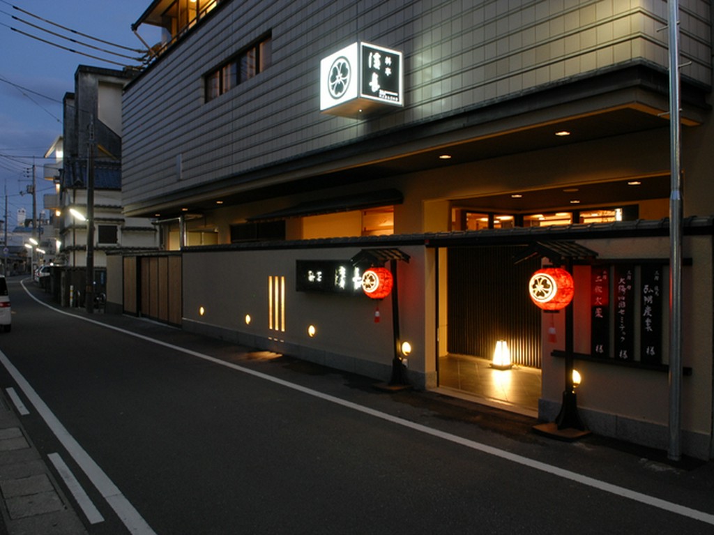 お客様は何物にも代えがたい財産。おもてなしは物ではなく真心