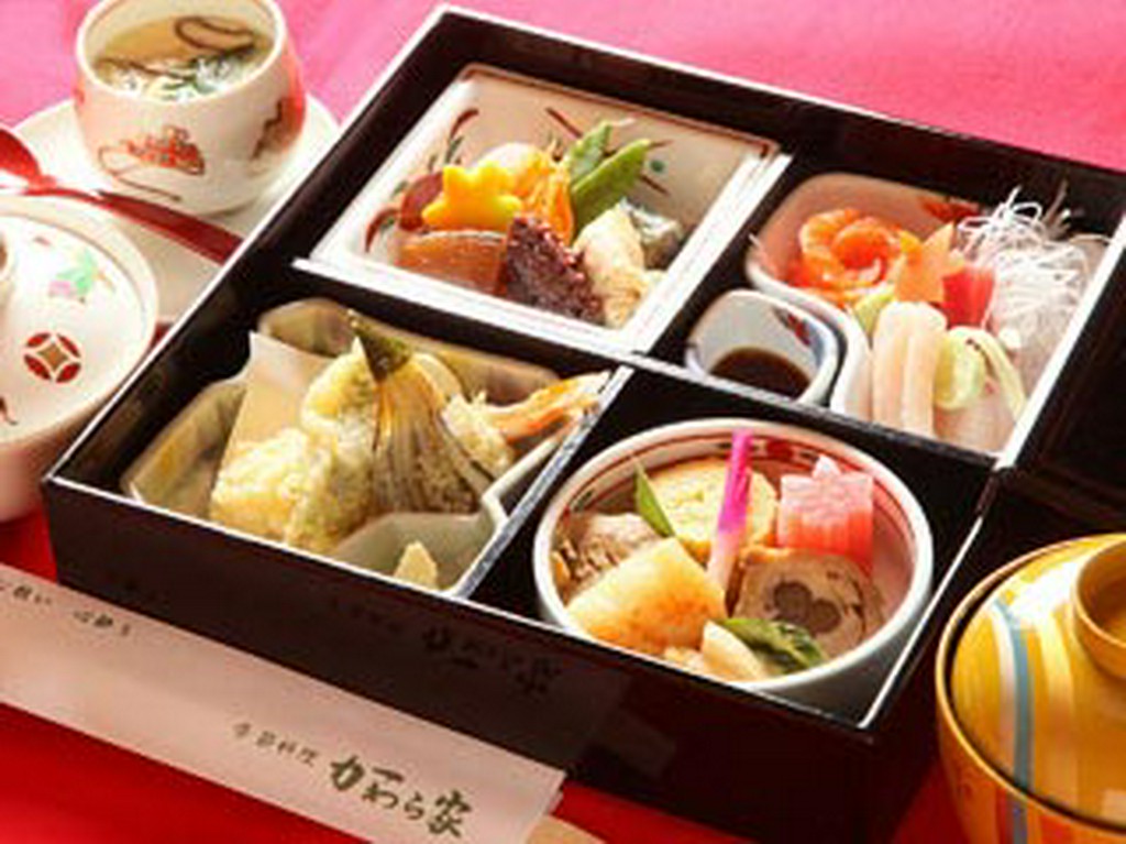 松花堂弁当　〈特選〉