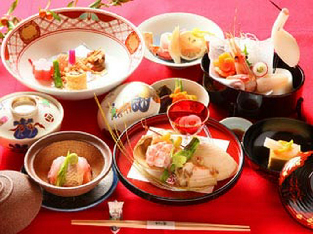 心を込めた結納膳が御両家の喜びのお席を華やかに演出いたします