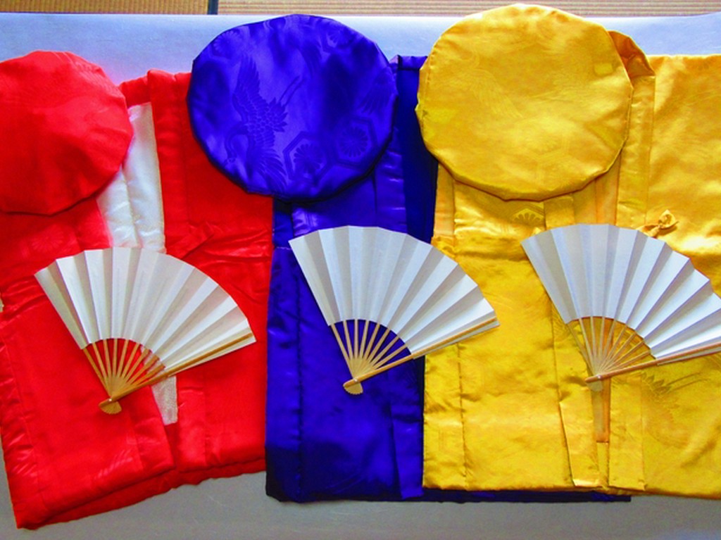 ちゃんちゃんこをご用意しております。