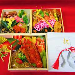 おせち料理ご予約承り中！！！