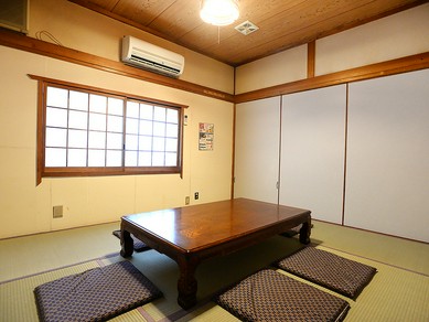くつろげる座敷の個室でおもてなし