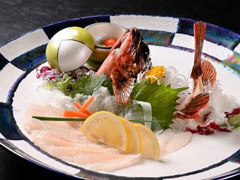 長崎ご当地グルメ！プリプリで甘い『あらかぶ活造り』