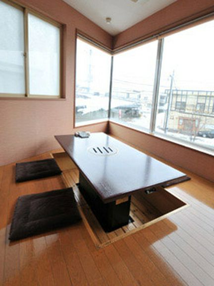 掘りごたつ使用の部屋は時間を忘れ、ゆっくりくつろげます