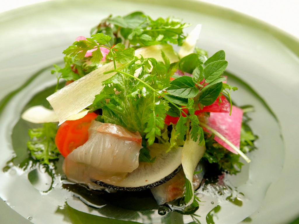 地元の兵庫県で、栽培期間中に農薬を使わずに育てた新鮮野菜