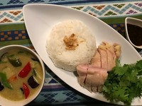 カオマンガイグリーンカレー