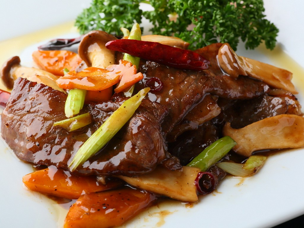 神戸牛と野菜の黒豆鼓炒め