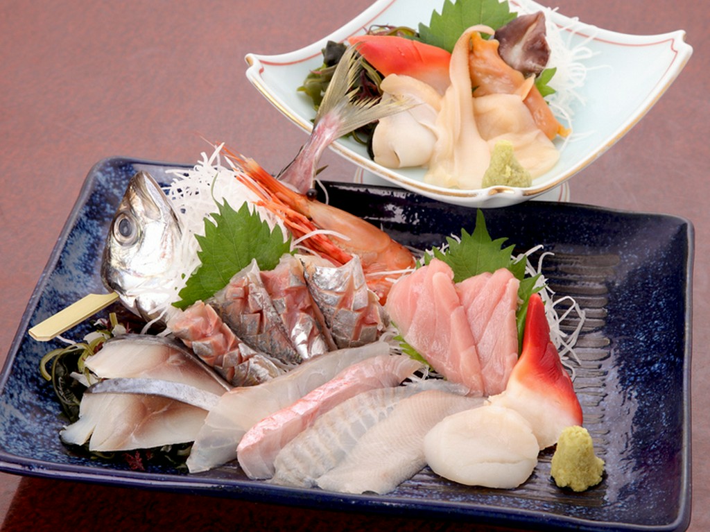 刺身盛り合わせ