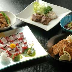バラエティに富んだ鯨料理をぜひ！