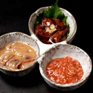 地元の漬物屋「しいの」の塩辛です。蛍いか沖漬は世界でも認められ、モンドセレクションを受賞しました。