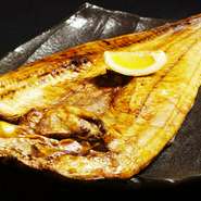 ※前日までに要事前予約
※4名様～　（４名様以下の場合は値段の変更がございます
※追加2200円で90分飲み放題を付けれます
※お通し代別途440円

キャンセルポリシー
本予約をキャンセルされた場合、下記の料金を頂戴いたします。
1名以上のご予約につき、
当日キャンセル（連絡なし）: コース料金の100%
当日キャンセル（連絡あり）: コース料金の100%
前日キャンセル: コース料金の50%