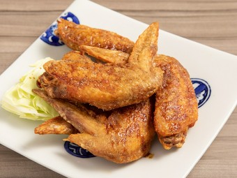 やみつき手羽先揚げ