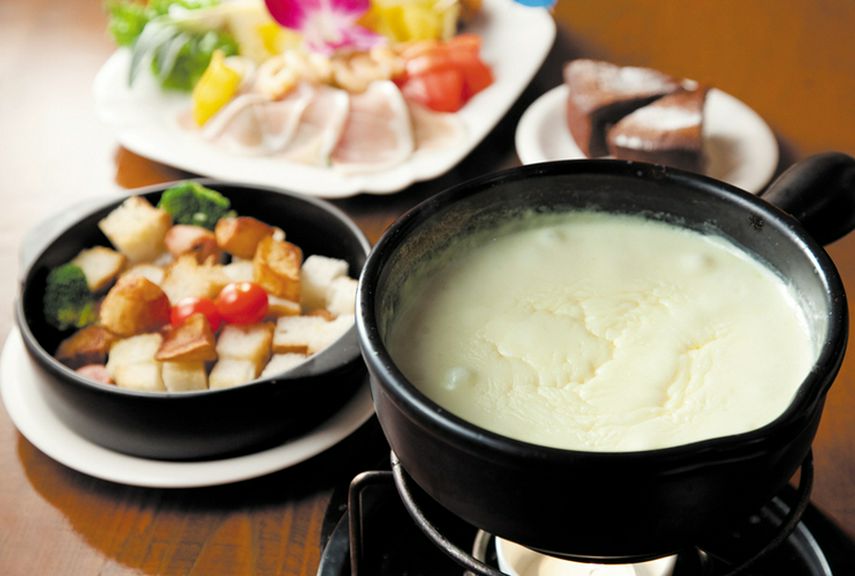 お料理もドリンクも豊富で、何度も通いたくなるお洒落な一軒