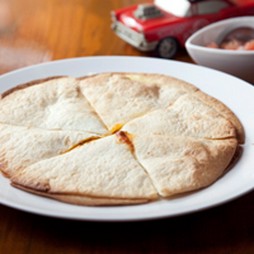 メキシカン・ケサティージャ（レギュラーサイズ）