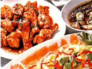 ボリュームたっぷりのお料理とお酒!