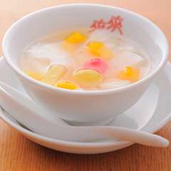 優しい甘味が〆にピッタリ『杏仁豆腐』