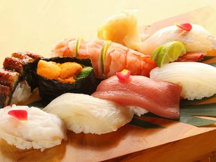 스시 사카나 카우키치