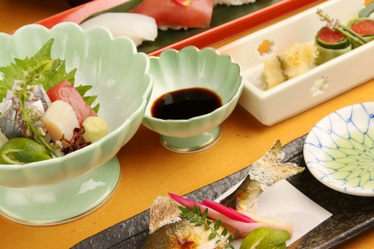 酢し 肴 かう吉 堺/鮨・寿司 | ヒトサラ