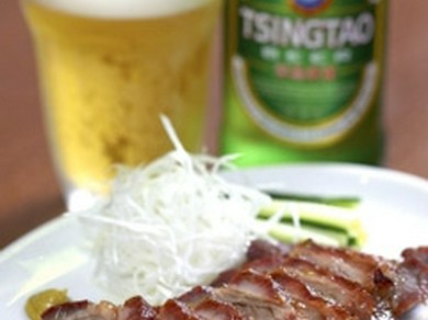 青島ビールのおともに、相性抜群の前菜が多数あります