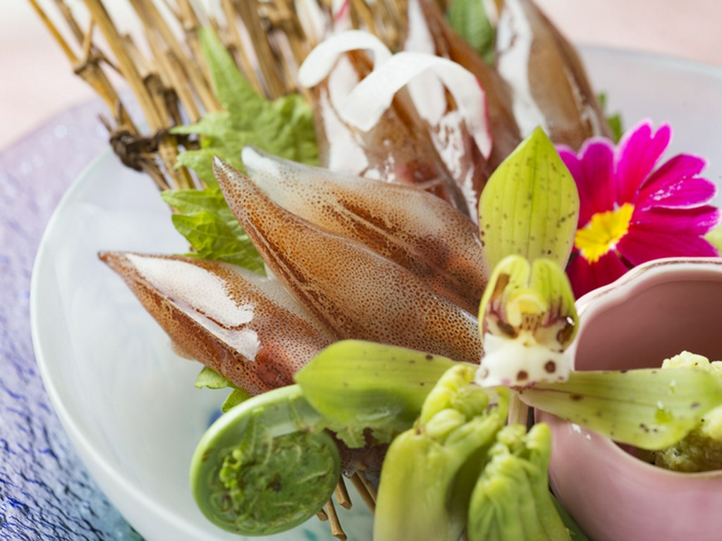 ホタル烏賊会席＜季節限定メニュー＞