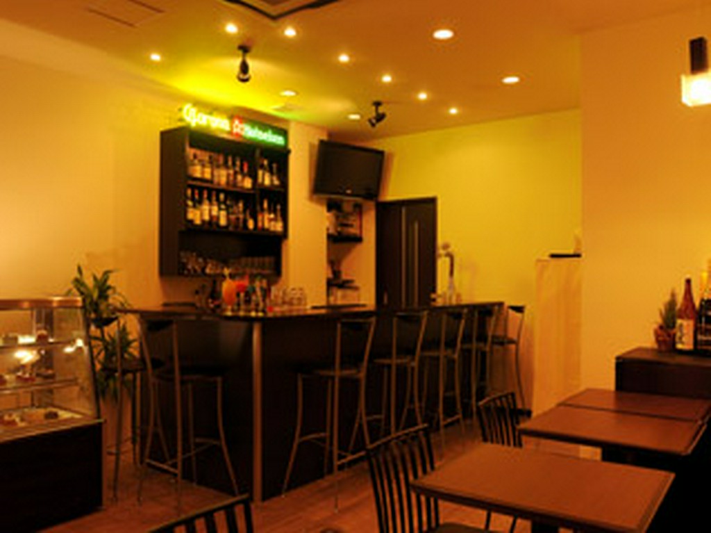 18時以降はBARタイムへと変身