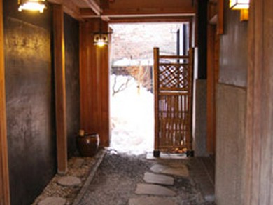 ベイエリアにお立ち寄りの際は「紫ぜん」へ