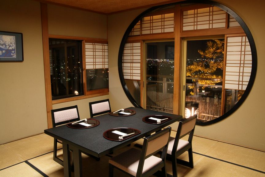 2階は個室が5部屋ございます