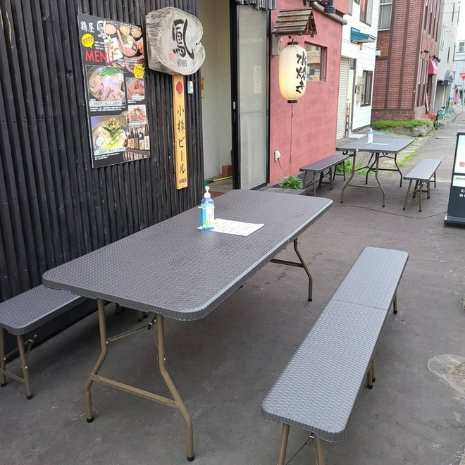 テラス席がある