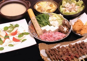 鳳自慢の水炊き（またはモツ鍋）鶏料理を堪能できるコースです！　飲み放題は90分1800円or120分2300円！