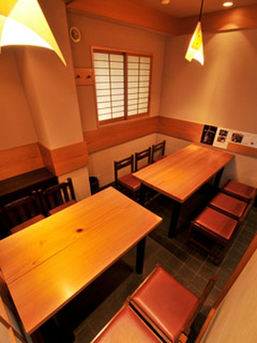 14名様用のカウンター席