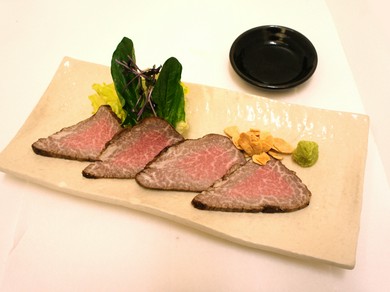 【オススメ】旨みたっぷり上質なお肉×キンキンに冷えたビール!